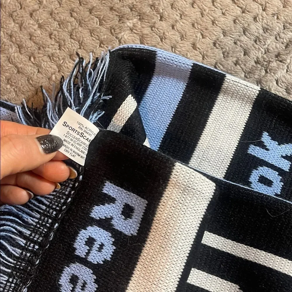 Reebok Pittsburgh 2011 Winter classic scarf